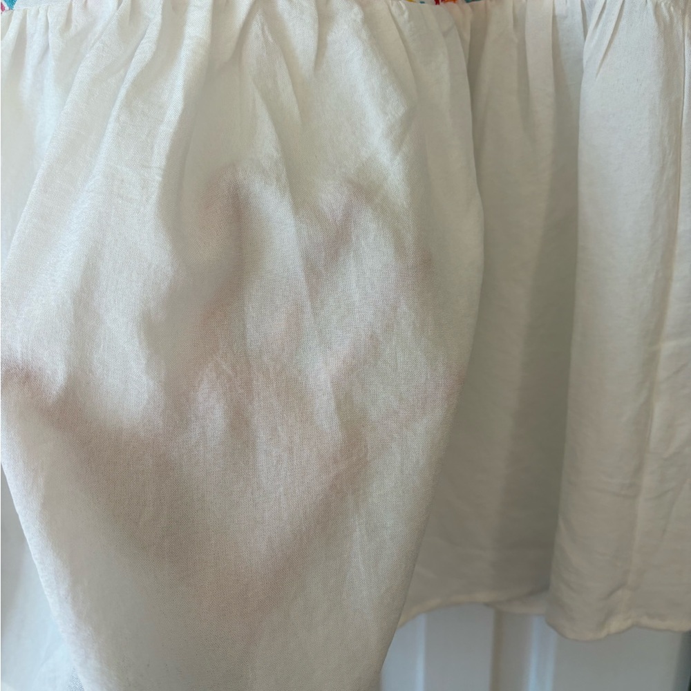 NWOT Savanna Jane White Blouse with Colorful Embroidery - Picture 5 of 6